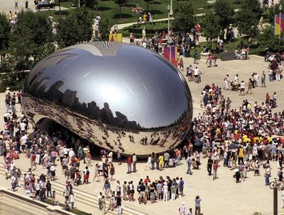 anish-kapoor-cloud_gate_03 (1)